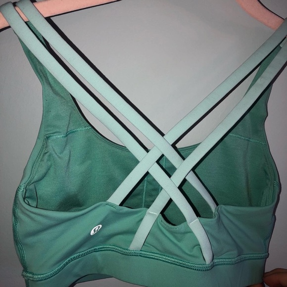 Lulu Lemon Sports Bra size 4 - Picture 2 of 2